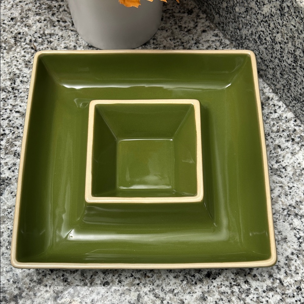 At Home Urban Entertainer Square Server in Sweet Pea